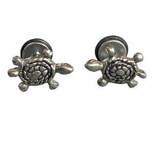 Turtle stud earrings stainless steel new in bag